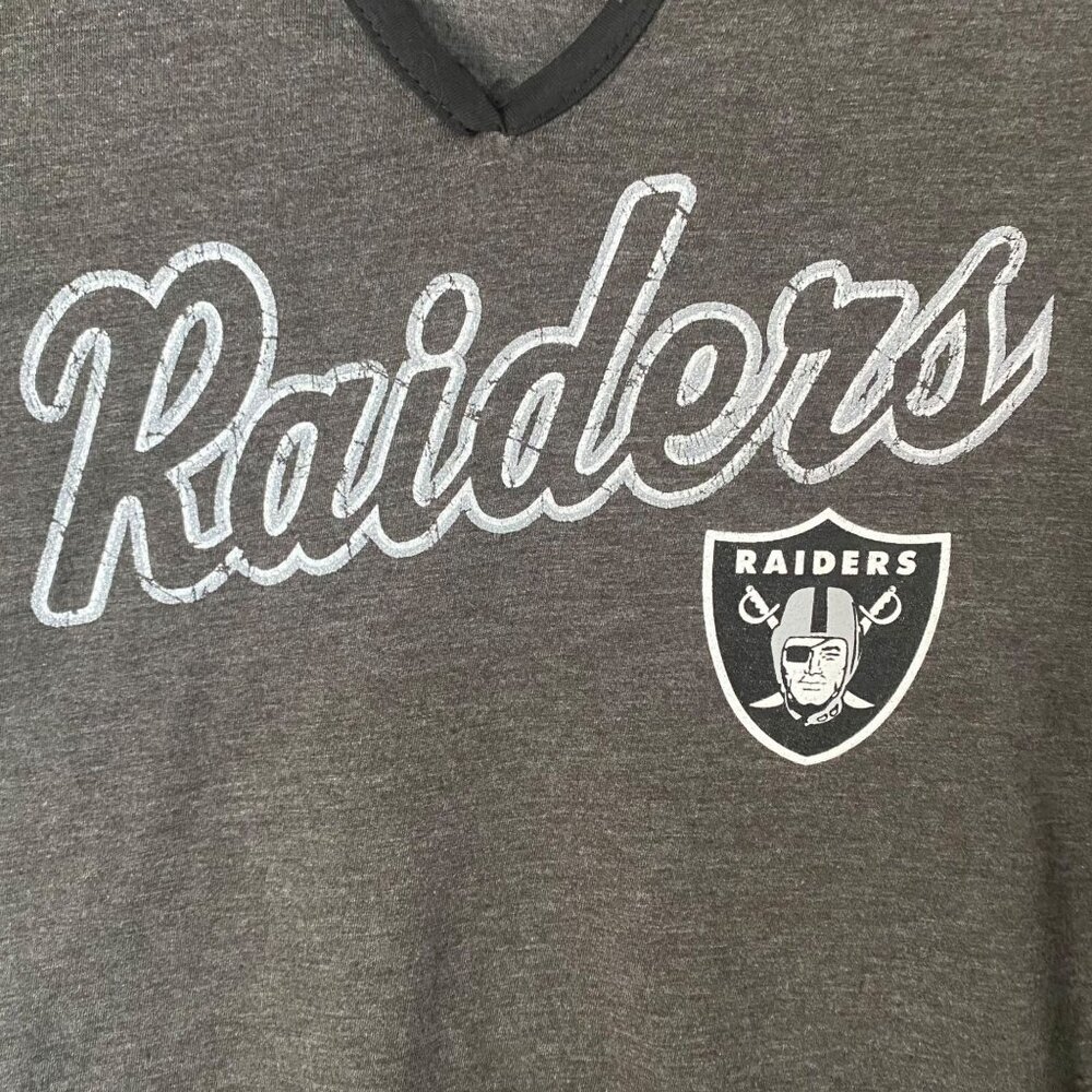 NFL Las Vegas Raiders V-Neck T-Shirt Womens Small Gray Short-Sleeve Football Tee - Picture 7 of 11